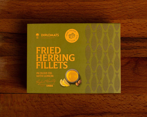 Herring in olive oil with lemon