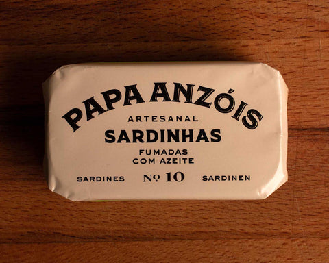 Smoked sardines