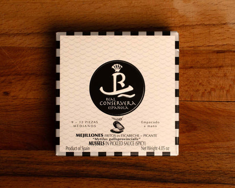 Spicy mussels in escabeche